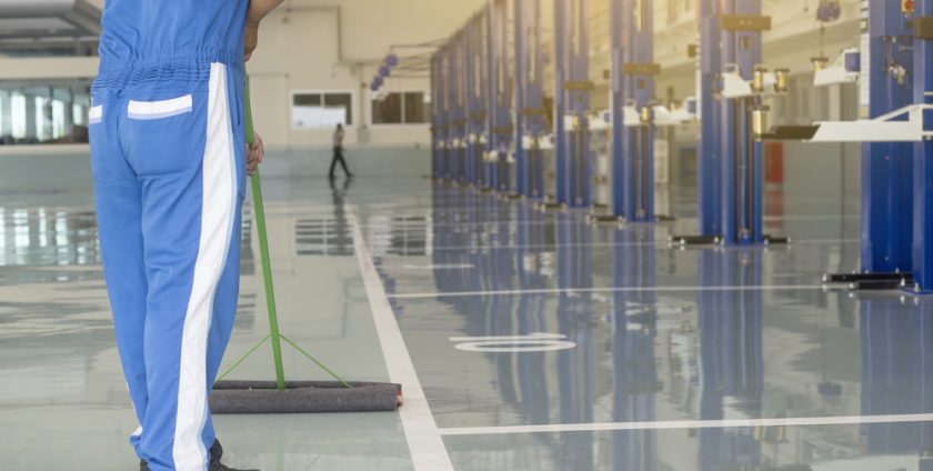 https://concrete-floors.com.au/wp-content/uploads/2022/05/Expoy-Floor-Cleaning-Commercial-Floors-840x424.jpg